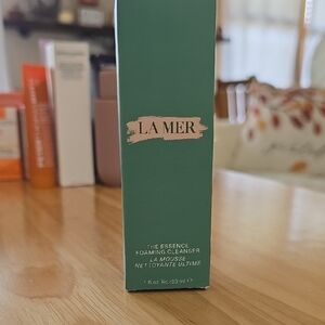 La Mer The Essence Foaming Cleanser
